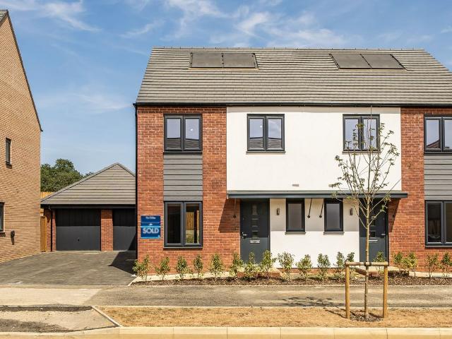 House for rent in Upton