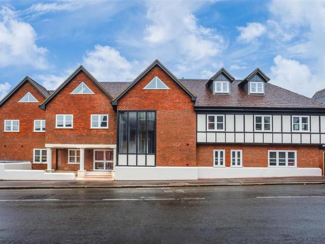 Apartment for rent in South Park, Red Hill