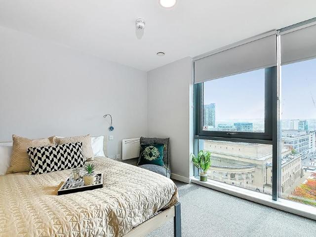 Studio for rent in City Centre, South Yorkshire