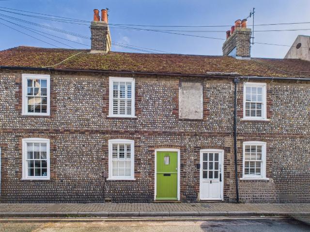 House for rent in Fishersgate, West Sussex