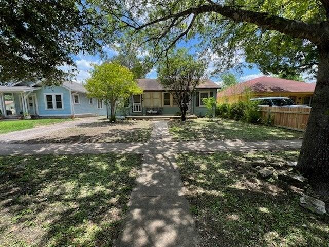 Room for rent in Leesville, Texas