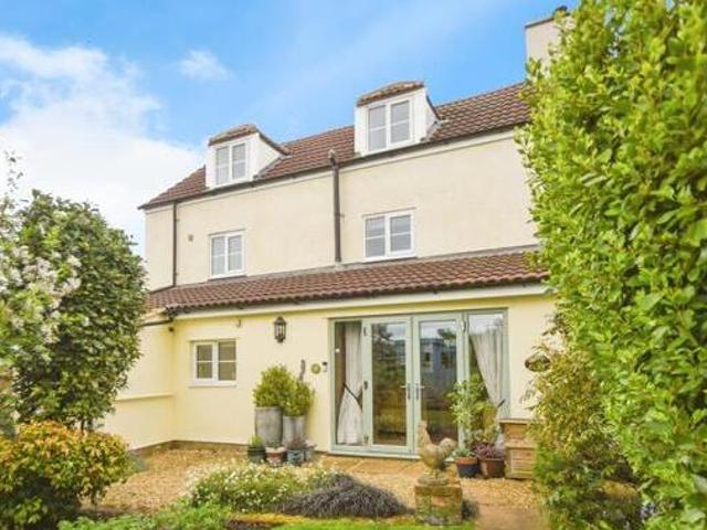 House for sale in Swindon
