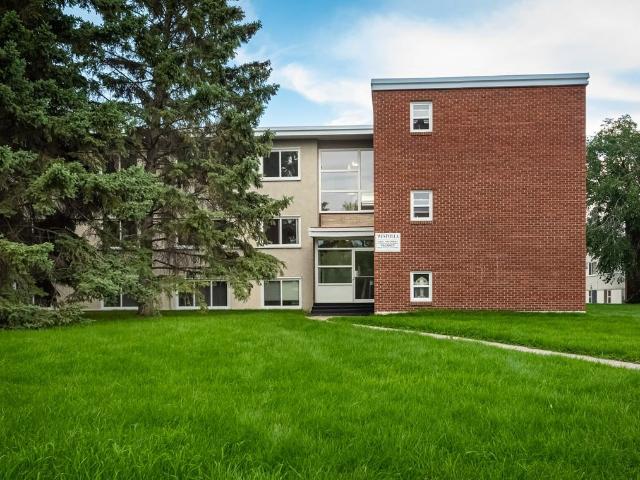 Apartment for rent in Wedgewood, Alberta