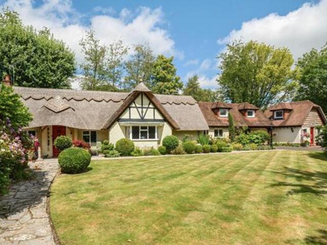 House for sale in Barton Stacey, Hampshire