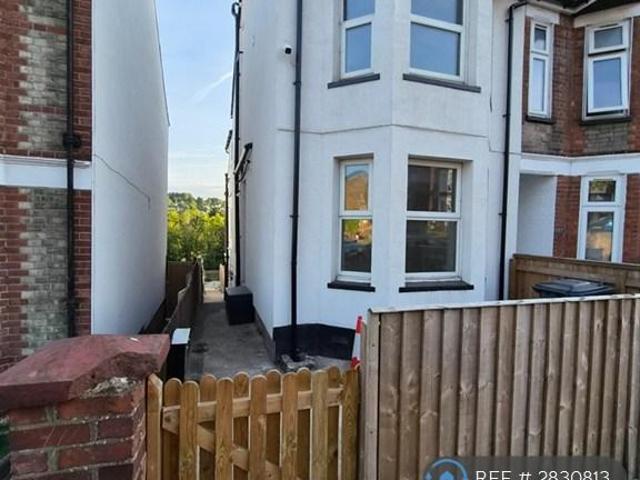 House for rent in Castlefield, Cressex