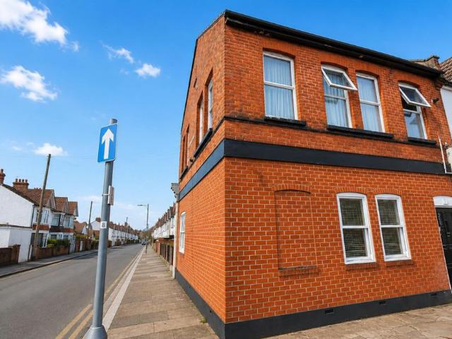 Apartment for rent in Alton Barnes, Essex