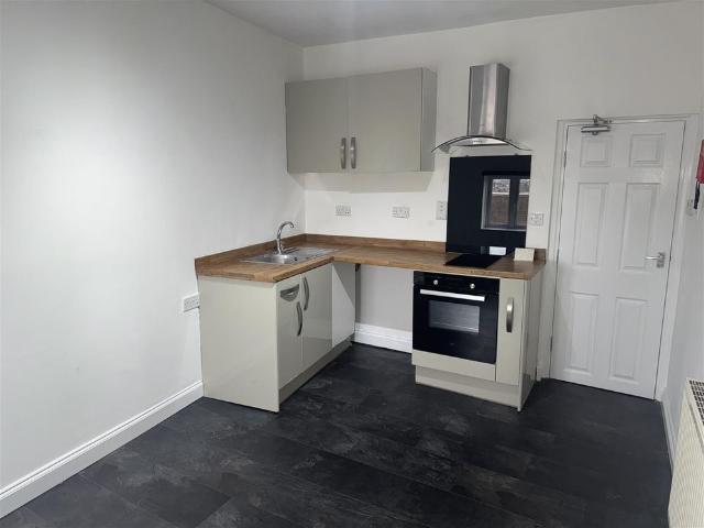 Apartment for rent in South Cliff, Kepwick
