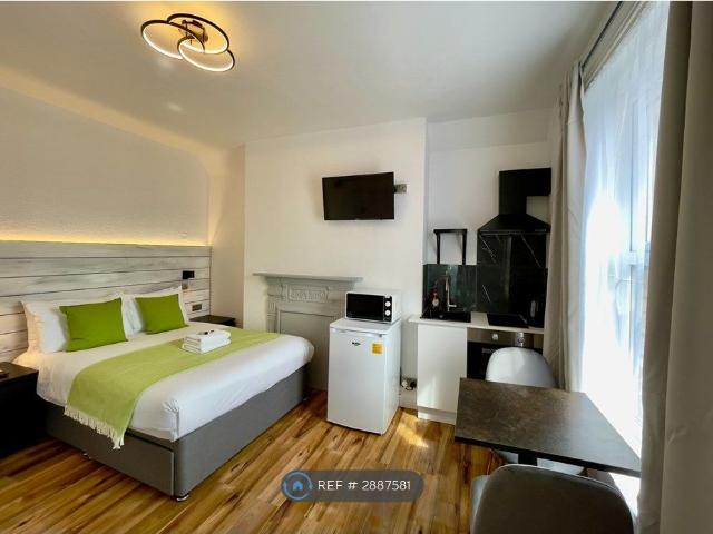 Studio for rent in Bournemouth