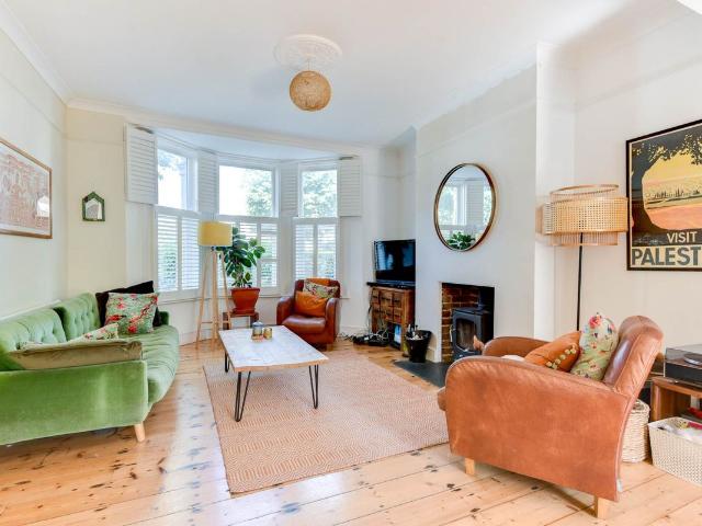 House for rent in Aldrington