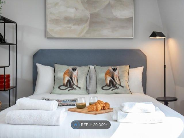 Studio for rent in Notting Hill, Greater London