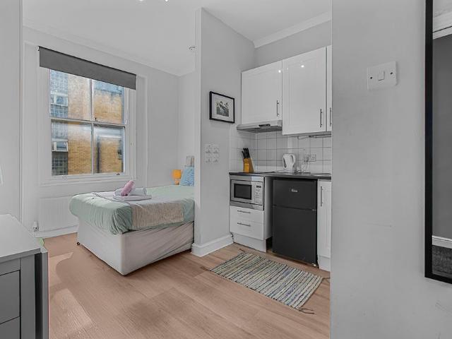 Studio for rent in Kensal Town, Bayswater