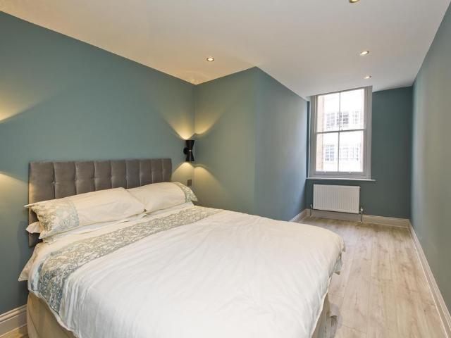 House for rent in Kensal Town, Bayswater