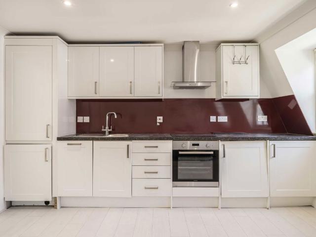 Apartment for rent in Kensal Town, Bayswater