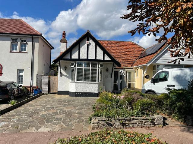 House for rent in Alton Barnes, Essex
