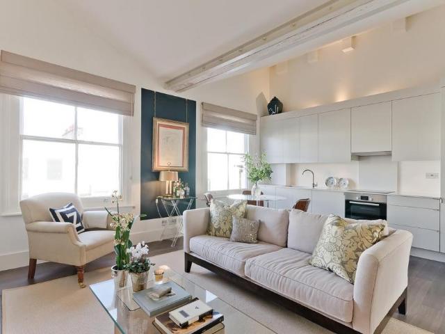 Apartment for rent in North Kensington, Greater London
