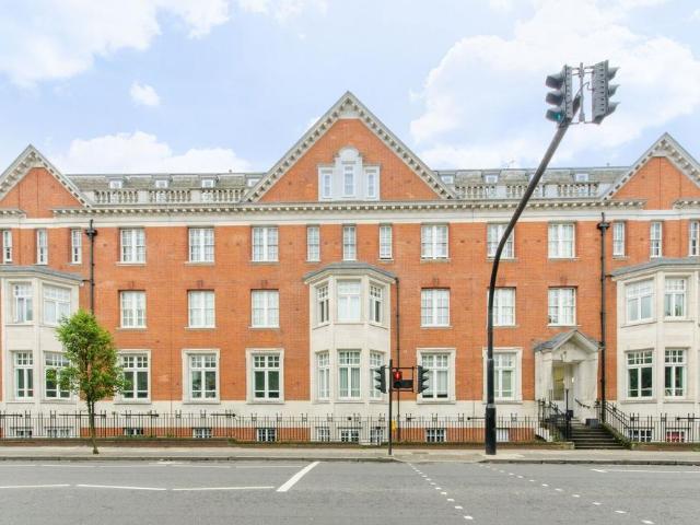 House for rent in Maida Hill, Greater London