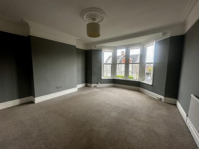 Apartment for rent in Penarth, Wales
