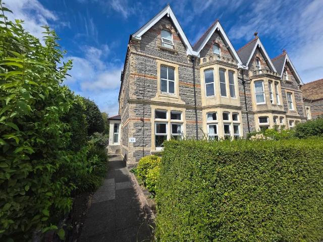 Apartment for rent in Penarth, Wales