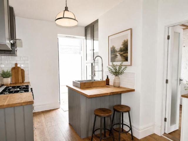 House for rent in Aldrington
