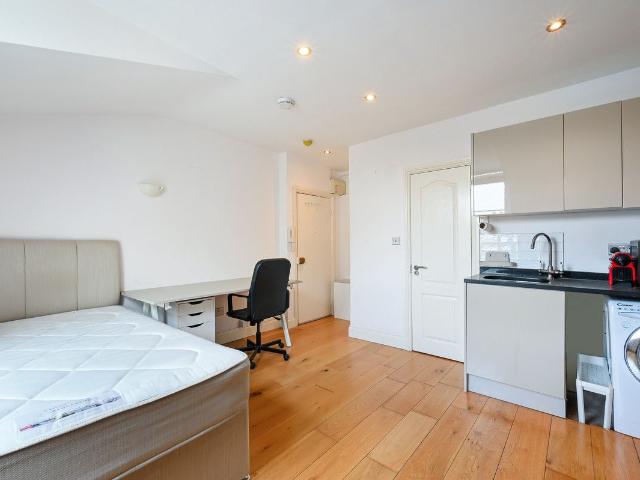 Studio for rent in Paddington, Greater London