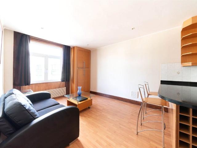 Apartment for rent in Paddington, Greater London