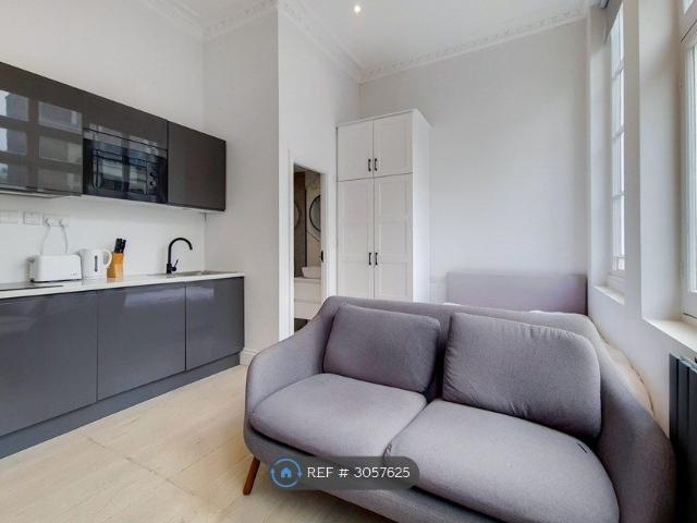 Studio for rent in City of Westminster, Greater London