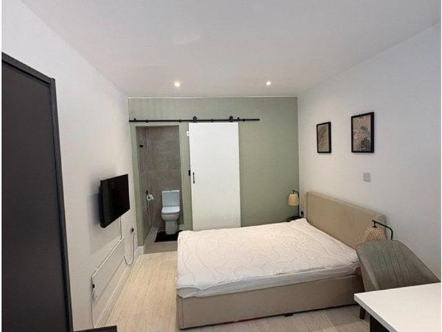 Studio for rent in Battle, Reading