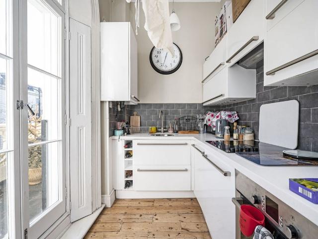 Apartment for rent in Bayswater, Greater London