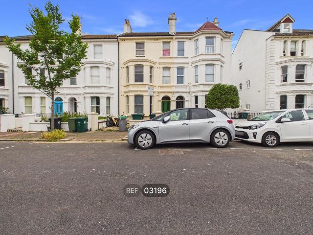 Apartment for rent in Aldrington