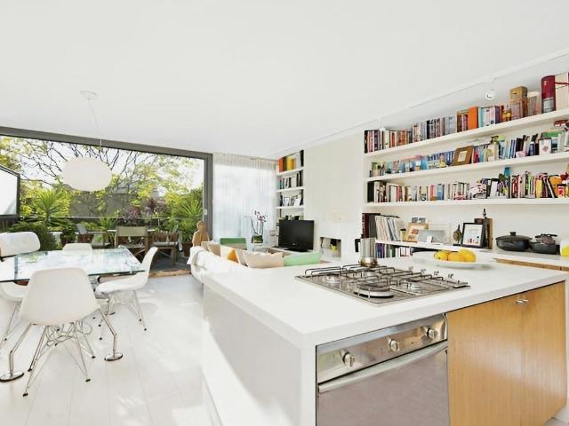 Apartment for rent in Battersea, Greater London