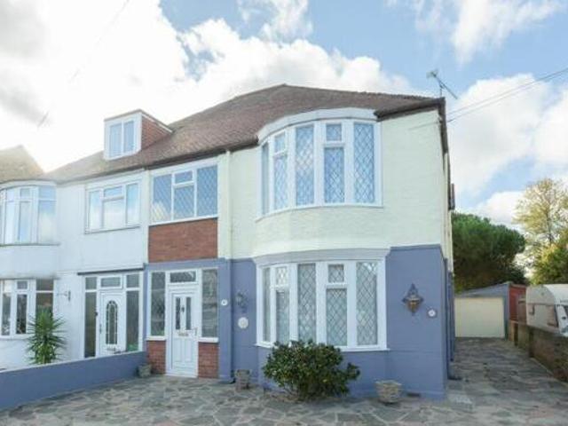 House for sale in Westbrook, Acol