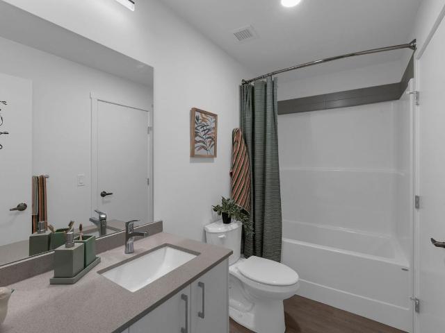 Apartment for rent in Winfield, British Columbia