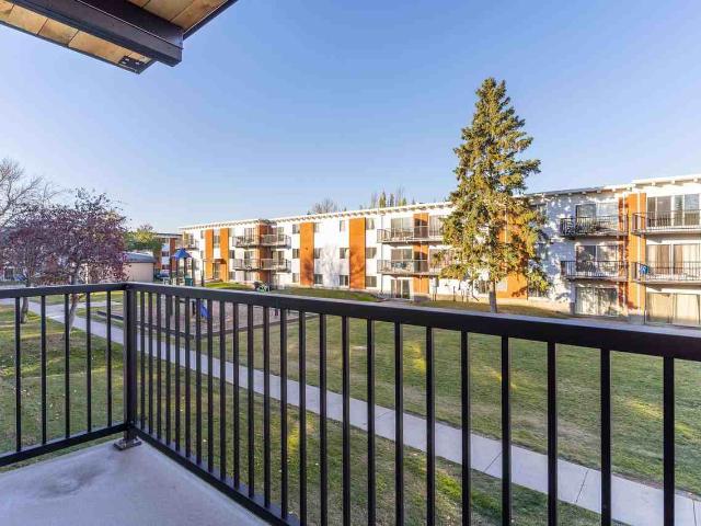 Apartment for rent in Wedgewood, Alberta
