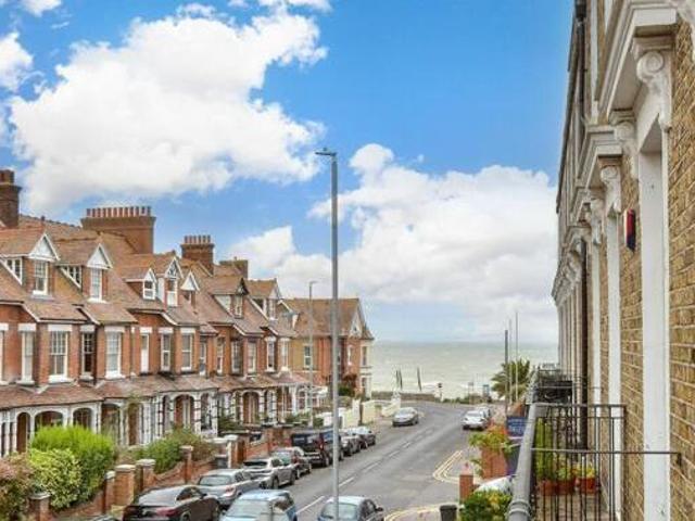 House for sale in Westbrook, Acol
