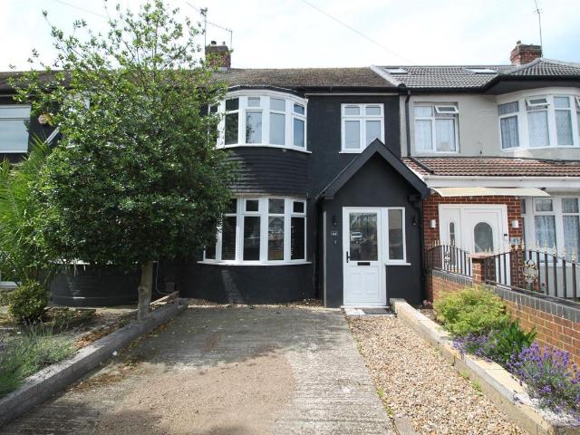 House for rent in London Borough of Ealing, Greenford