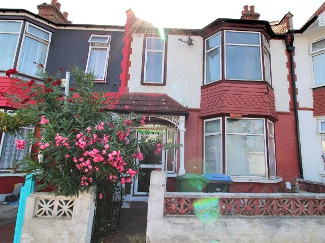 House for rent in Alperton, Greater London