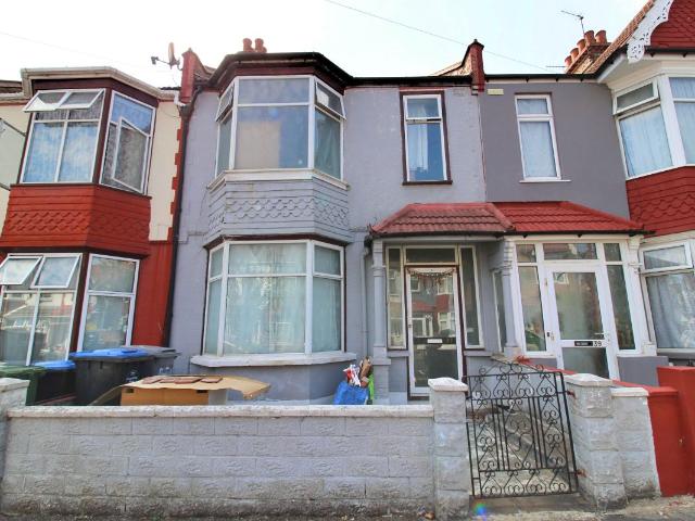 House for rent in Alperton, Greater London