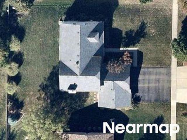 House for sale in Mchenry, Illinois