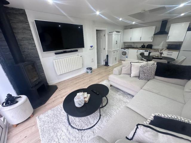 Apartment for rent in Manor Farm, Bristol