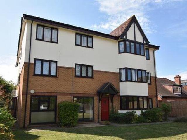 House for sale in New Malden, Greater London
