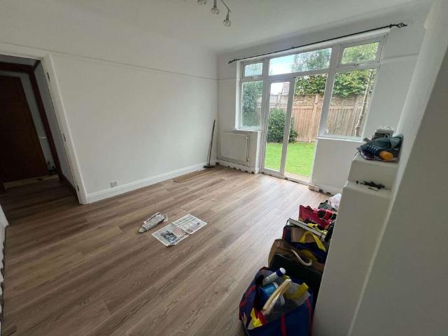 Room for rent in New Malden, Greater London