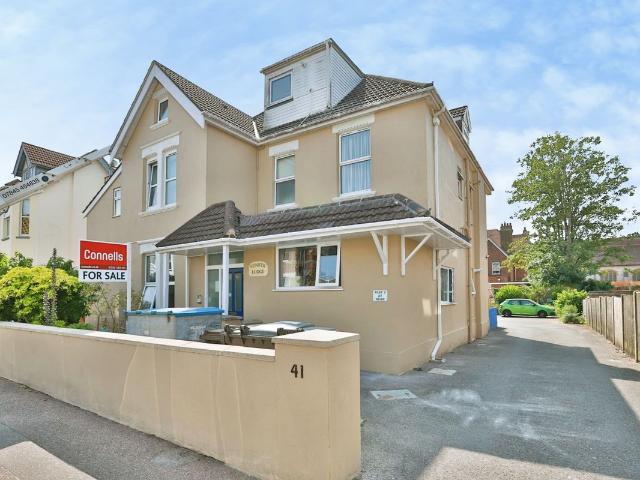 Apartment for rent in Boscombe, Bournemouth