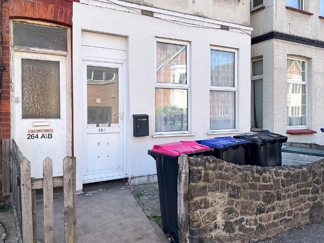 Apartment for rent in Alton Barnes, Essex
