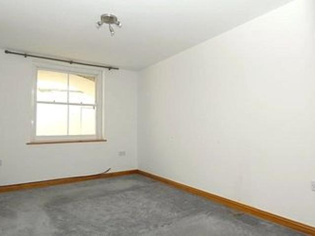 Apartment for rent in West Cliff, Acol