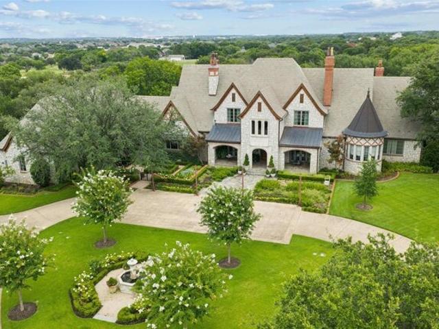 House for sale in Colleyville, Texas