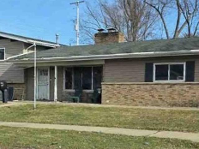 House for sale in Flint, Genesee County