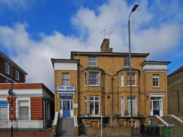 Apartment for rent in Blackheath Royal Standard, Greater London