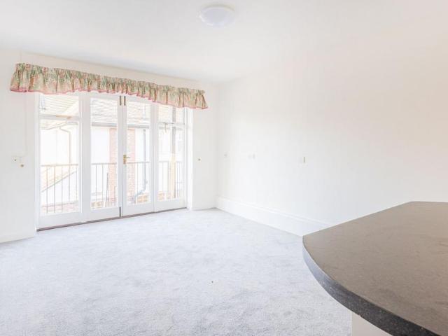 House for rent in East Greenwich, Greater London