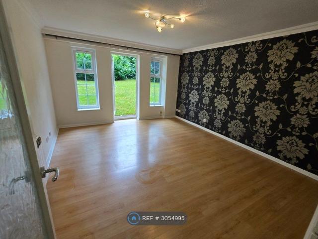 Apartment for rent in Southcote, Reading