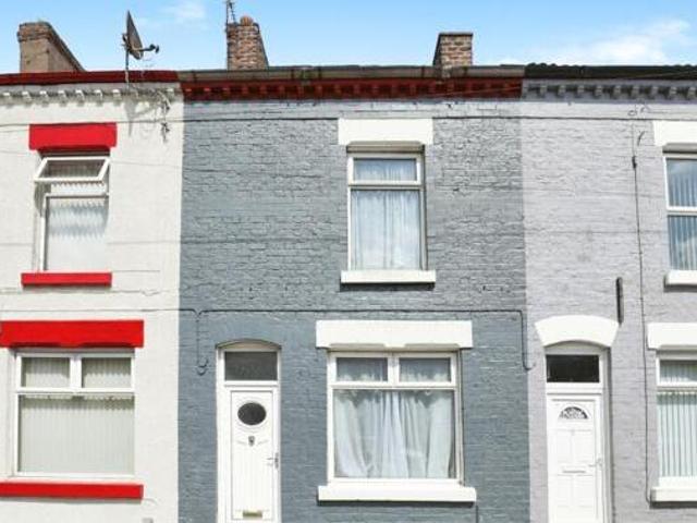 House for sale in Calderstones